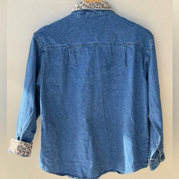 New Directions collared denim button down with giraffes and cheetah print XL - Picture 6 of 10